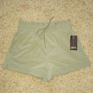 No Boundaries, Women's Shorts, Tie Waistband, Sage Green, Size L (11-13)